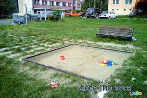 Foto-detské ihrisko na Kalinčiakovej ulici