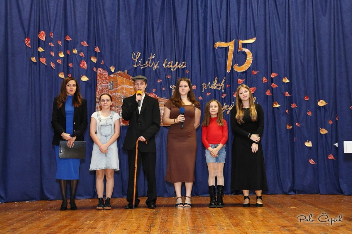 hdimgc8f2e7c8c63b943efaea2b19a6831d