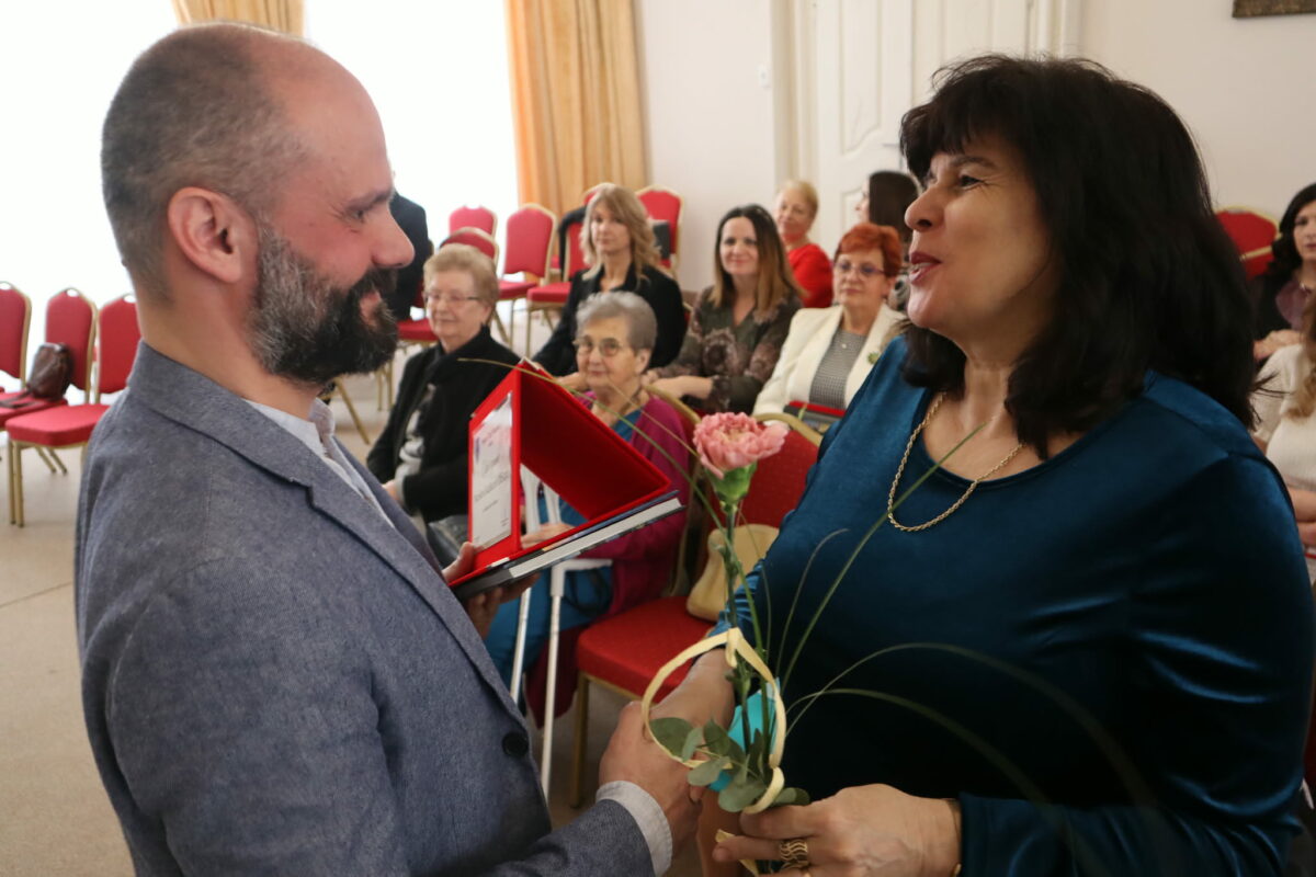 655354623_2000869303868445_7741311722006727331_n