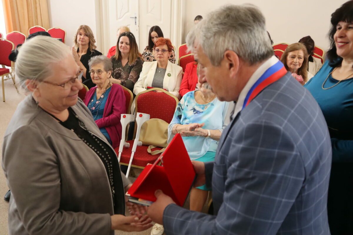 661957747_1367162345175453_7634175379256216697_n